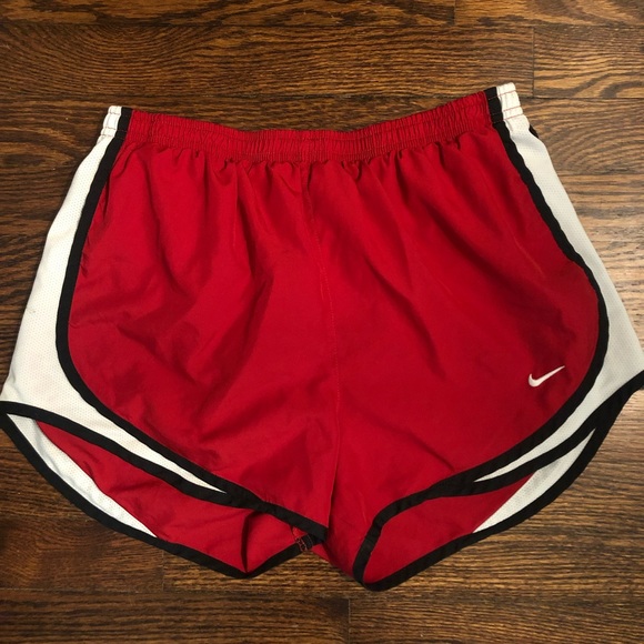 Nike Pants - Nike tempo shorts